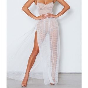 Totally Bangin’ Mesh Maxi Dress White